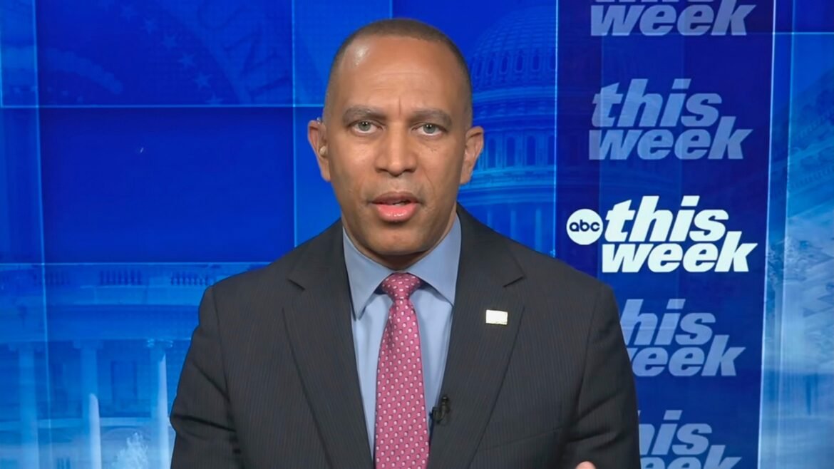 जेफ्रीज़ ने डेमोक्रेटिक एनवाईसी मेयरल उम्मीदवार ममदानी का समर्थन किया