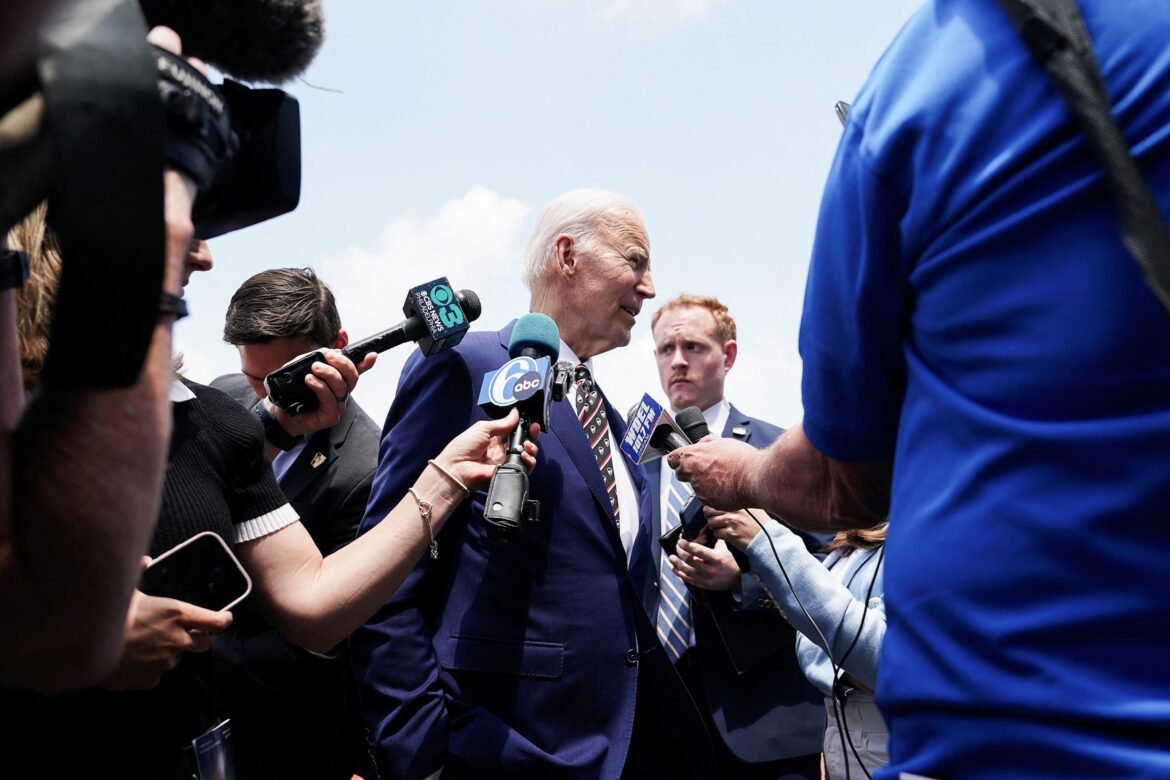 ट्रम्प डीओजे, व्हाइट हाउस के वकील को बिडेन की मानसिक स्थिति की जांच के लिए निर्देश देता है